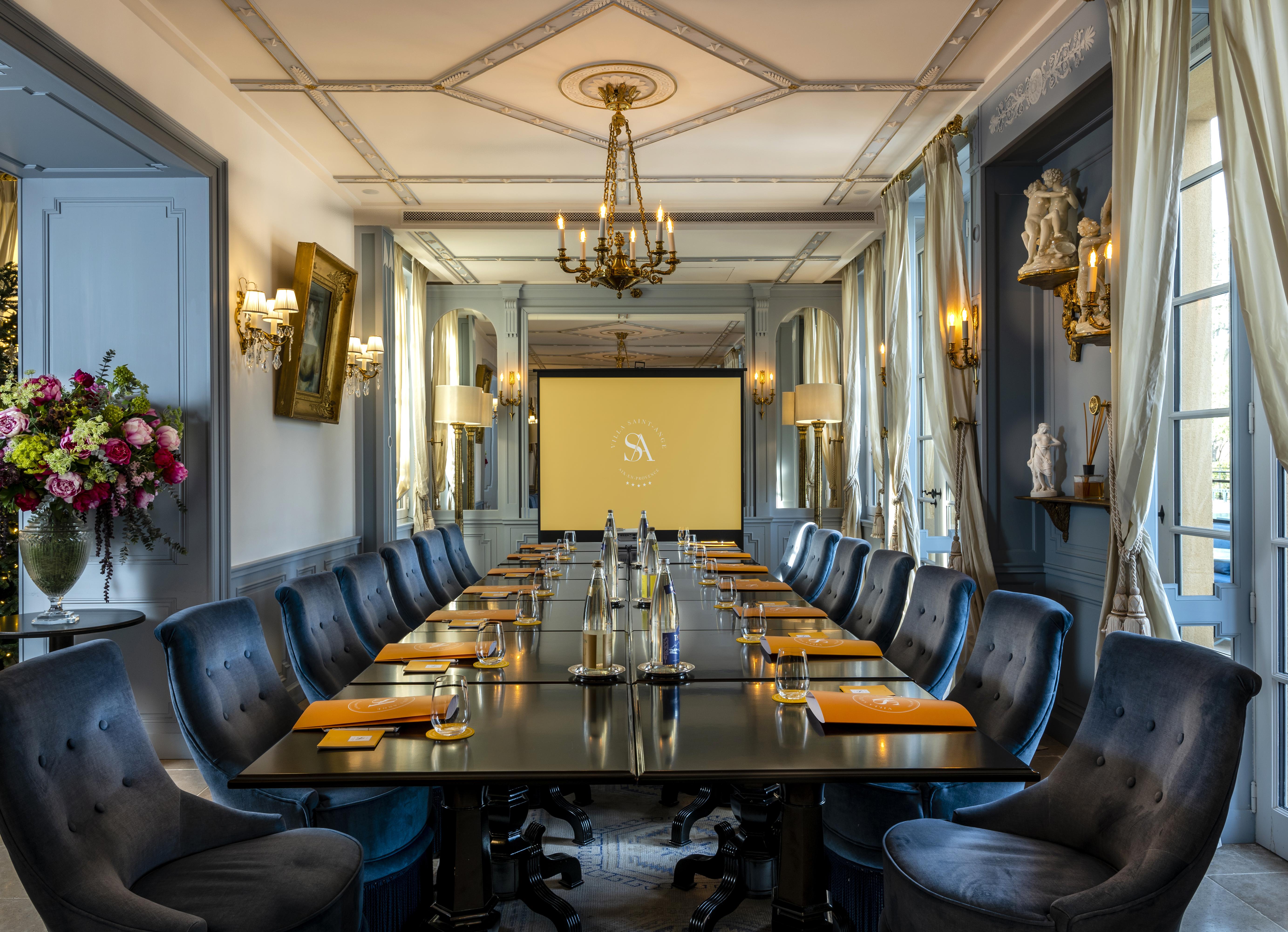 Hotel Saint-ange 5*